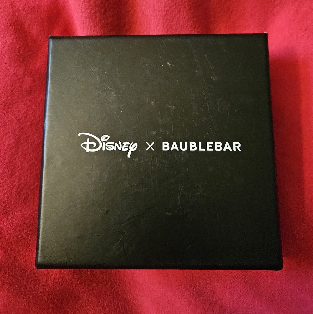 Disney X Baublebar Minnie Mouse Earrings - Picture 8 of 9